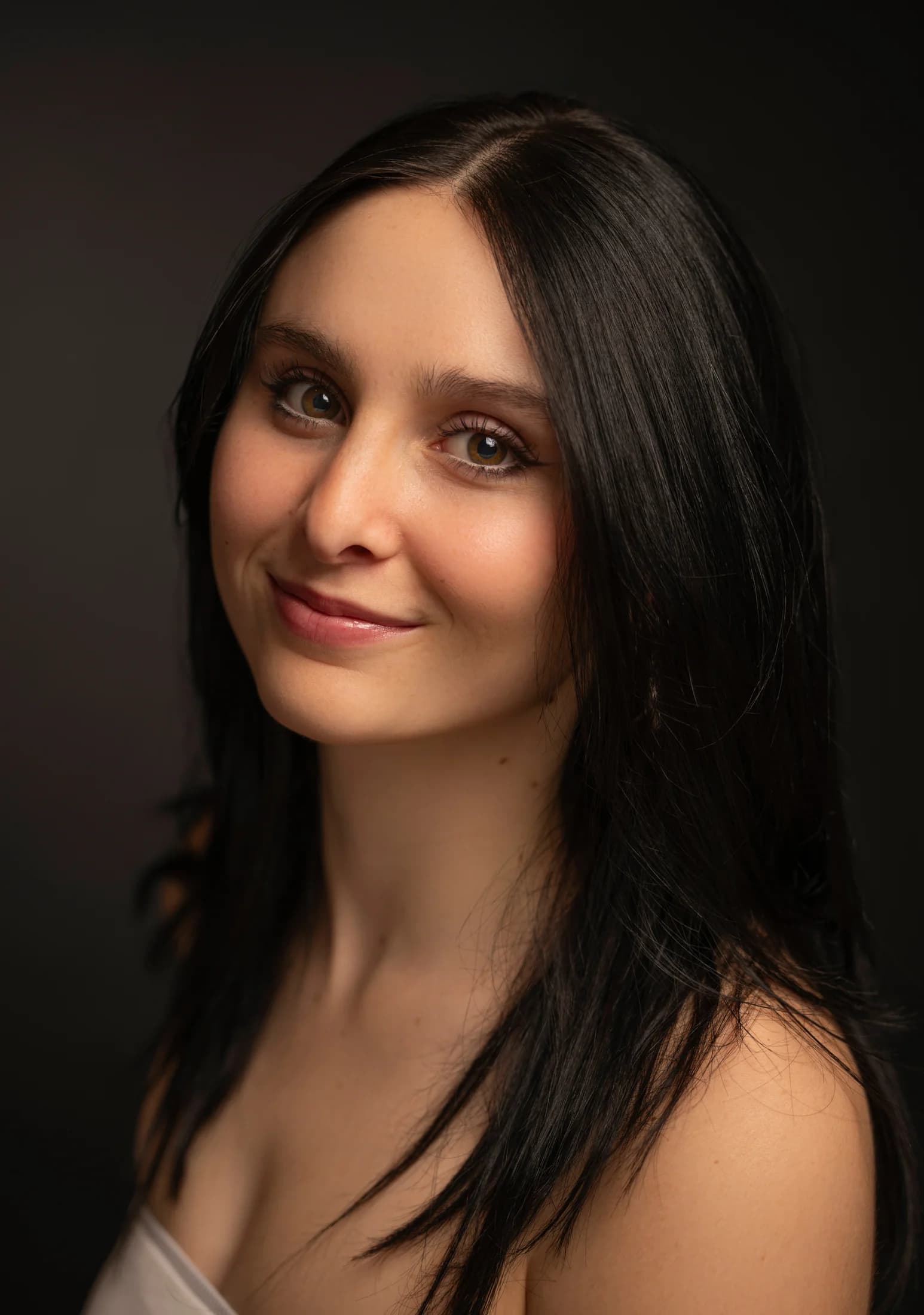 Portrait of Third Gravity founding artistic director Estafania Forero Yacaman