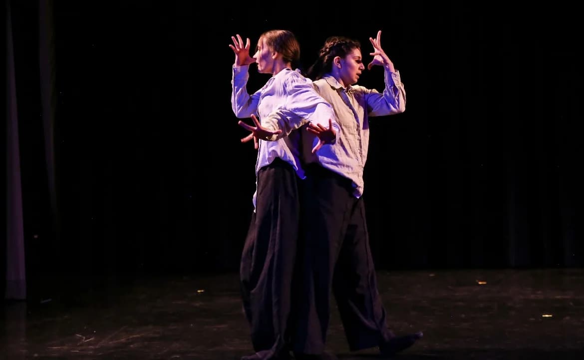 Agua Ardiente duet in performance