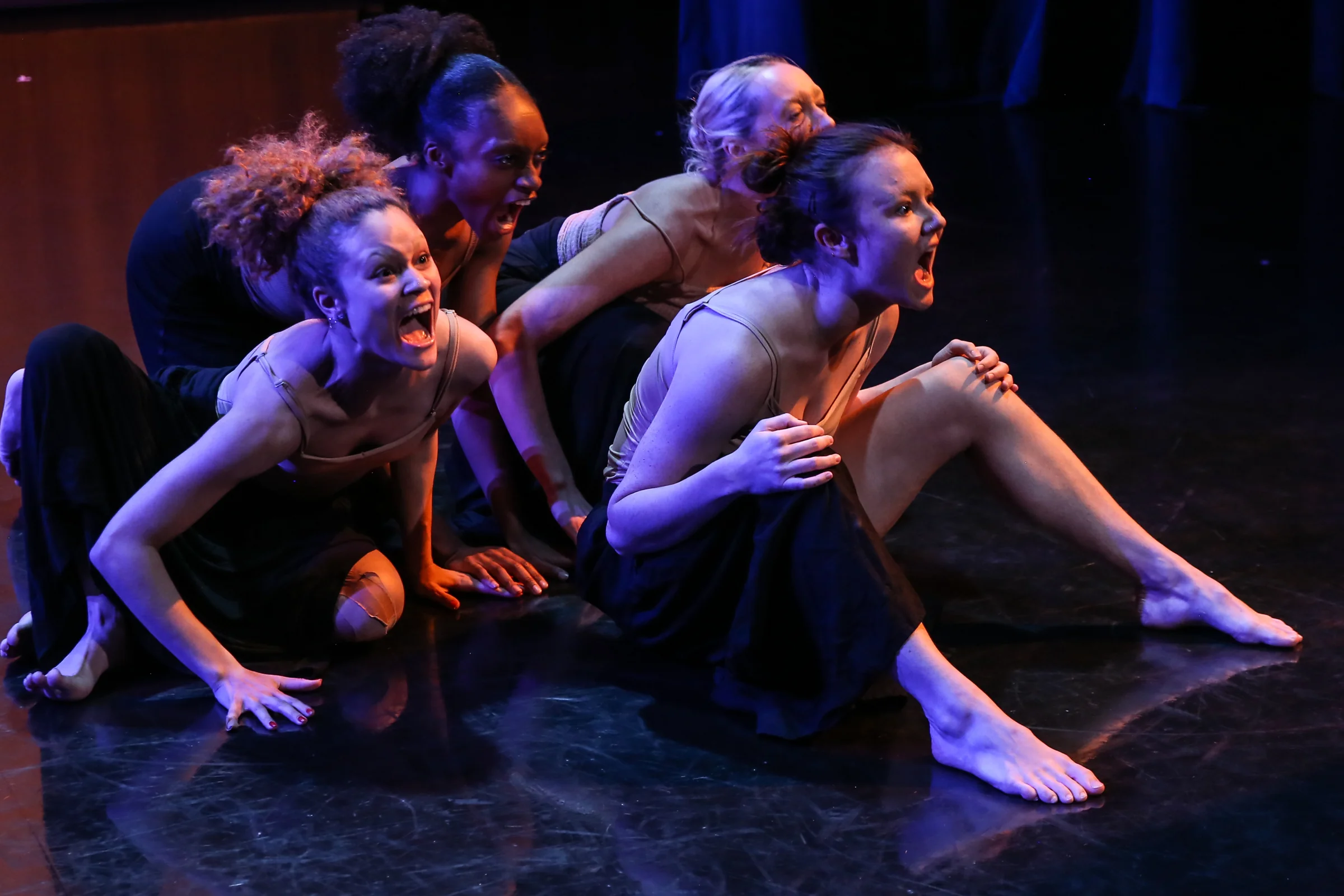 HYSM ensemble in an intense close stage formation